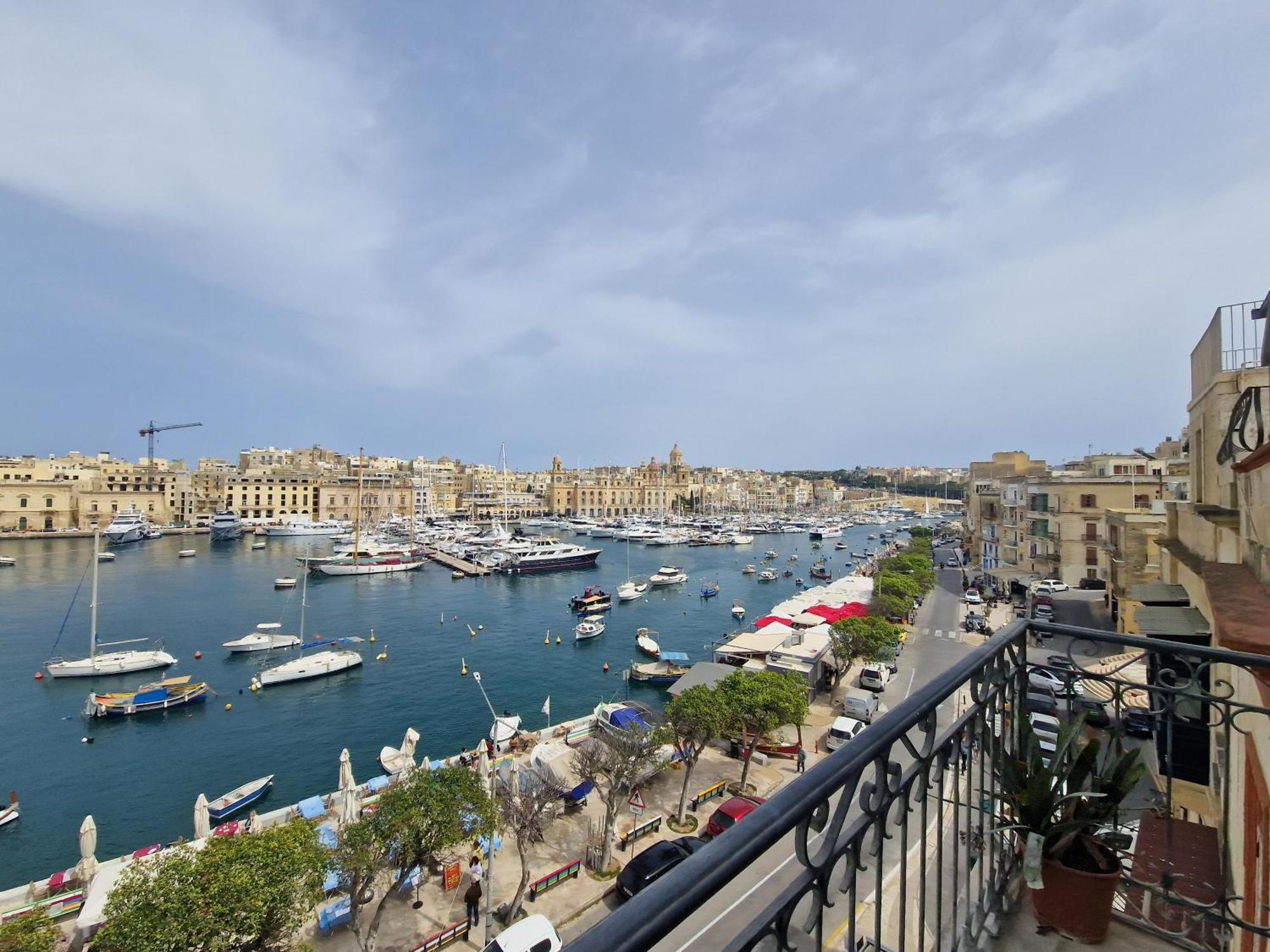 Korzo Suites Senglea Waterfront Екстер'єр фото