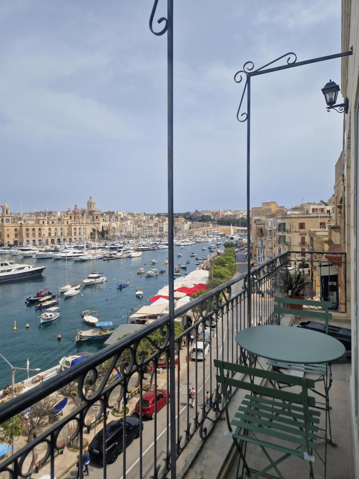 Korzo Suites Senglea Waterfront Екстер'єр фото